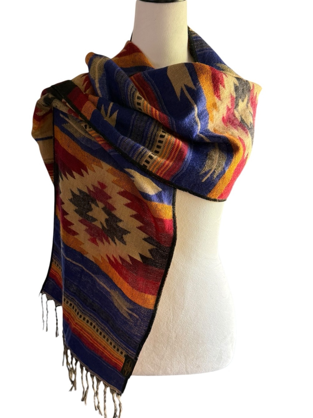 Stylish Cashmere-viscose blend Multicolor Aztec Pattern Scarf